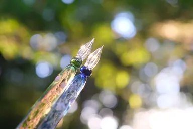 光の加減で表情が変わるガラスペン