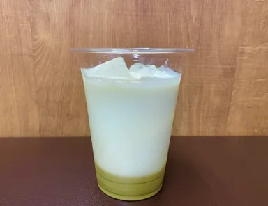 ピスタチオミルクドリンク