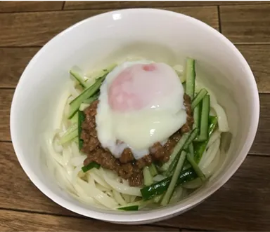 【エネルギー610kcal たんぱく質25g 食物繊維3.4g 】