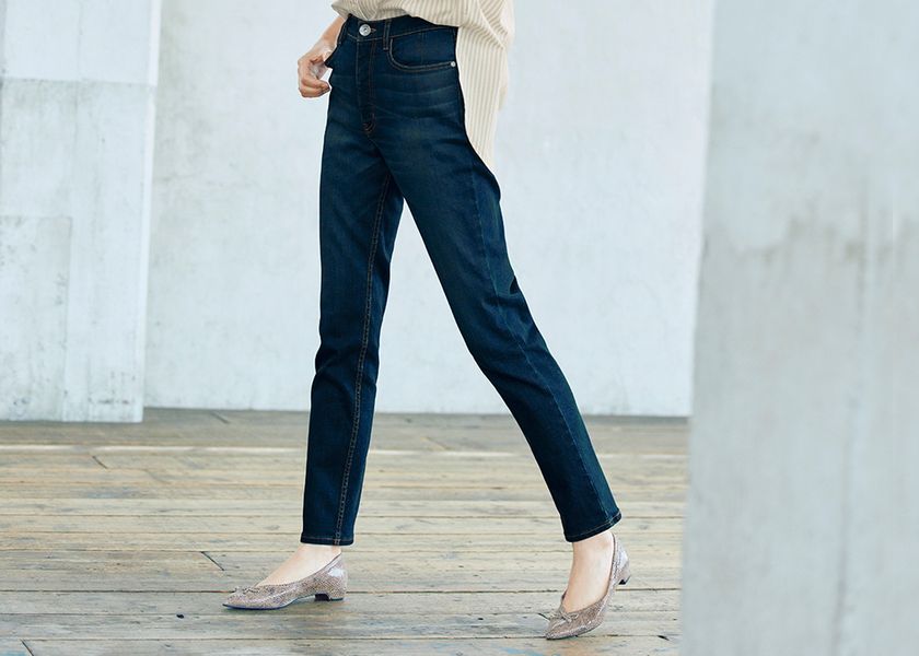 ベルメゾン
スタイルを無理なくスラリとみせる
大人女性の体型の変化に特化した
「スラフィットデニムパンツ」
8月18日より発売開始