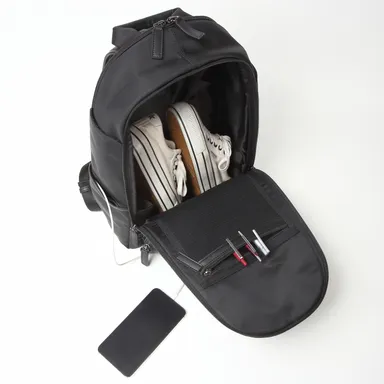 TAN《タン》ブラックシティリュック5