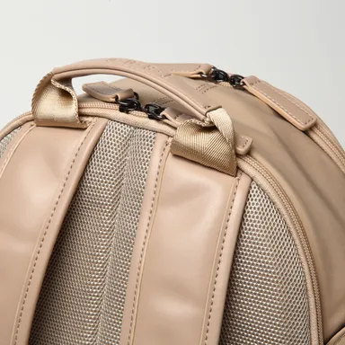 TAN《タン》ベージュピンクシティリュック5