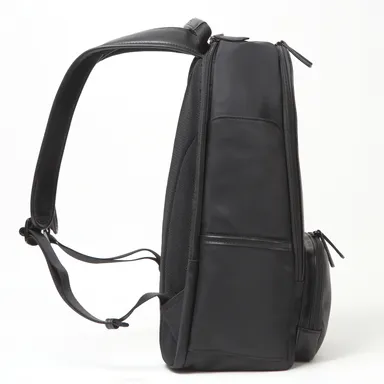 TAN《タン》ブラックシティリュック4