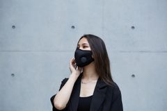クールで高級感のある印象を与える