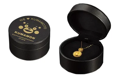 くまモンコインペンダント　展示ケース