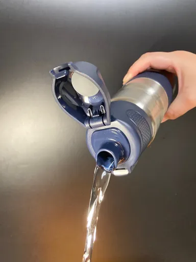 流量の多い広い飲み口