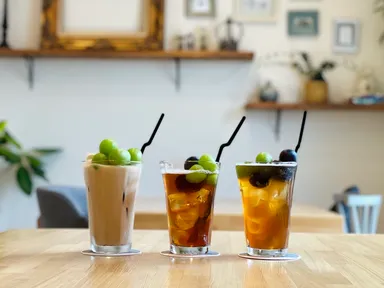 シャインマスカットとピオーネを使ったドリンク