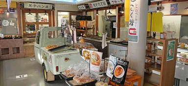 子母口店の店内