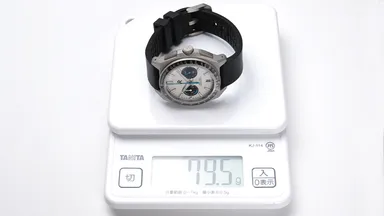 重さはたったの79.5g！(ラバーストラップの場合)