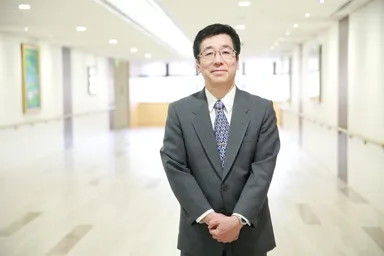 理事長　細井裕司