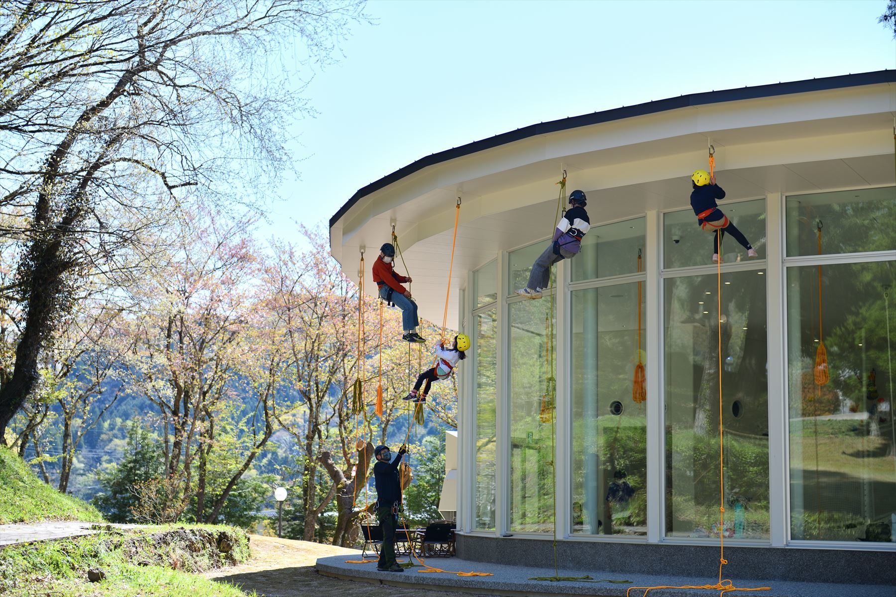 植村直己冒険館 どんぐりbase がキッズデザイン賞を受賞 子どもたちの やってみたい を応援する体験型施設 豊岡冒険館株式会社のプレスリリース