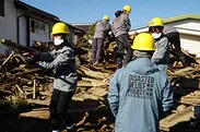 KEENスタッフも2019年の災害の際にボランティア活動を行いました