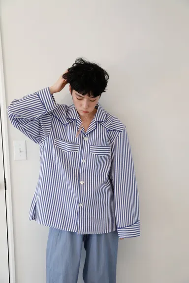 ウェスタンシャツとパジャマシャツのディテールが特徴のナイトウェスタ―ナ￥28,600(税込)