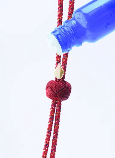 直接珠に精油を滴下できます