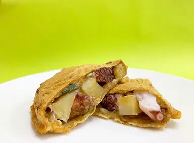 対馬産のタコを使った『じゃがタコたい』