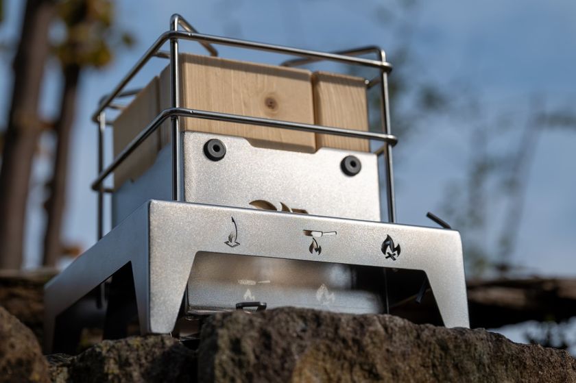 新品「IRONBLOCK 吹火台 2×4STOVE」フルセット （専用収納袋付） IRONBLOCK 吹火台 2×4STOVE」本体セット（専用収納袋付