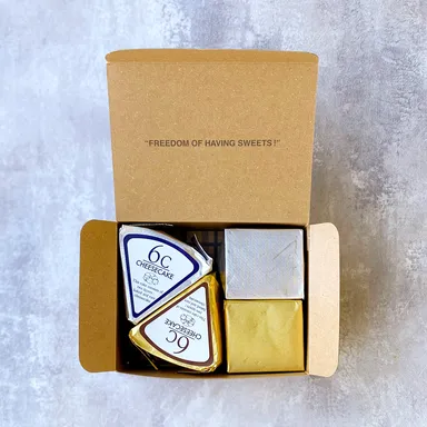 お試しアソート レーズン・イチゴ・6C プレーン・6C チョコ 各1個入 1,250円