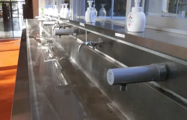 佐久市城山小学校　Y-700設置