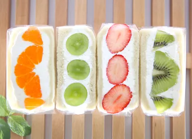 とく川　フルーツサンド