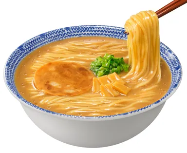 マルちゃん正麺　カップ　極濃魚介豚骨　調理画像(1)