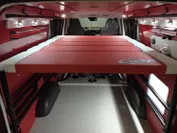 ホビクル・カープ仕様車ベッド上段　長さ：270cm　幅：135cm(座席部120cm)　高さ：78.5cm