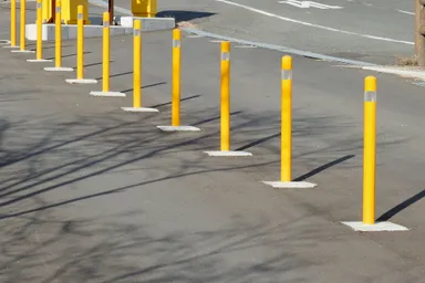 【用途】車止め