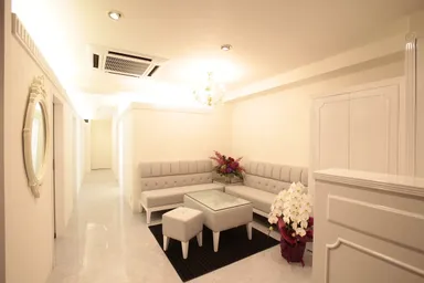 銀座店　サロン内2