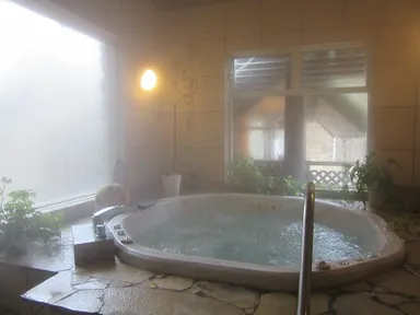 ジャグジーバス(デラックスログハウス)