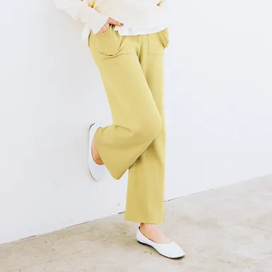 ニットパンツ