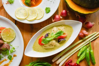 人気料理(グリーンカレー)