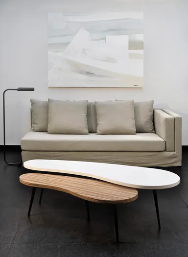 WEEK-END 「ウィークエンド」ソファ／NUAGES 「ヌアージュ」コーヒーテーブル