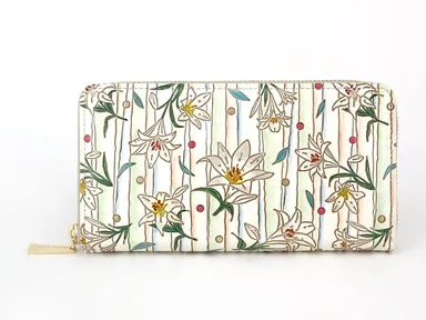 ぐるっとファスナーの長財布