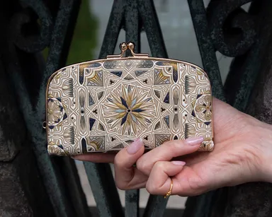 カロー(ブラック)天溝がま口