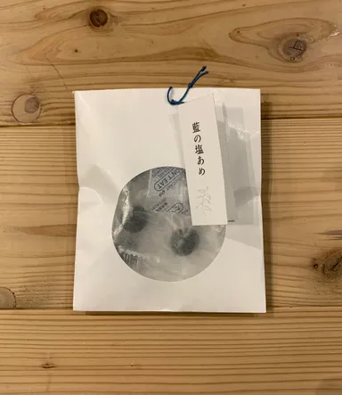 藍の塩あめ　パッケージ