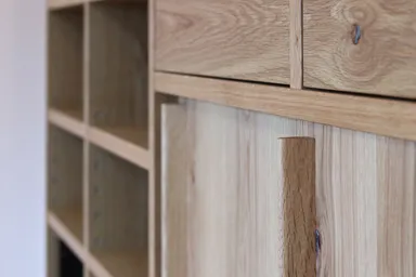 木の質感を最大限引き出しています