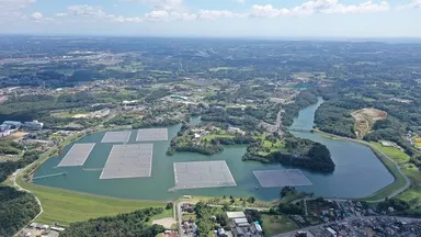 千葉・山倉水上メガソーラー発電所（復旧工事完了後）