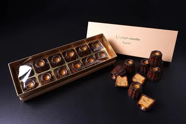 おきてやぶりのカヌレ