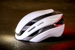 機能面はもちろん、デザインも引き立てるLEDライト