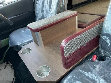 名古屋専用：運転席助手席フラットボード(物入れ付き)