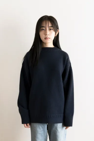 モデル着用女性(ネイビー)