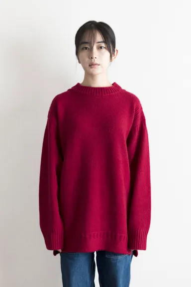 モデル着用女性(赤)