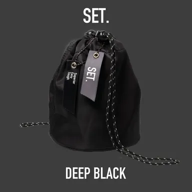 ディープブラック