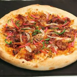 (3) ヤンニョム牛カルビピザ