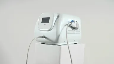 最新機器「針のない注射器“ニードルレスインジェクター”」