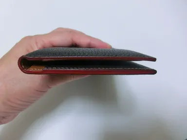 薄くてかさばらないお財布