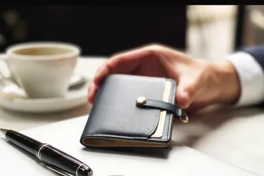 ネックウォレット