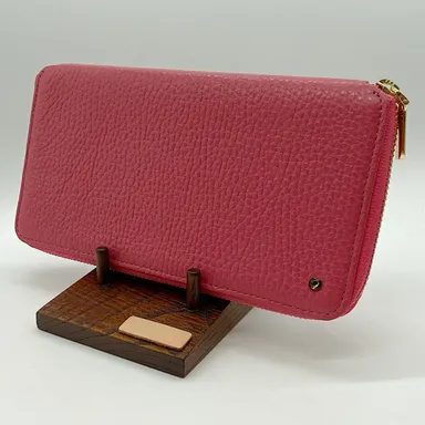 定番のラウンドウォレットが薄くスッキリ進化したスッキリラウンドウォレット