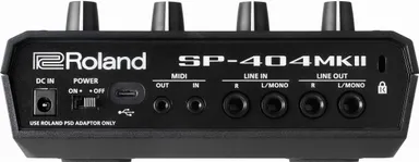 SP-404MKII』 リア・パネル