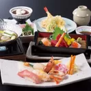 和食処 銀蔵　刺身はもちろん天ぷらや焼き物等の一品料理も充実