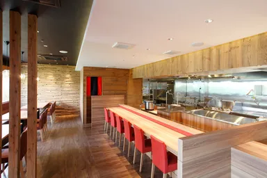 麺's 岐阜清本店　カウンター席